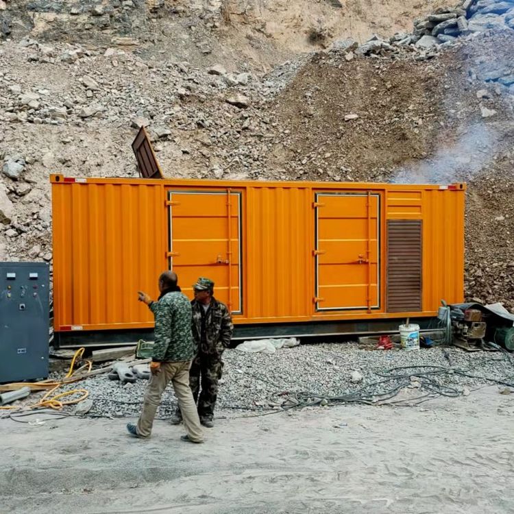 马关如何选择适合自己的 800KW 柴油发电机组？