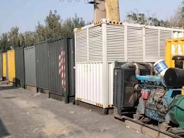 马关200KW柴油发电机机组每小时油耗是多少？